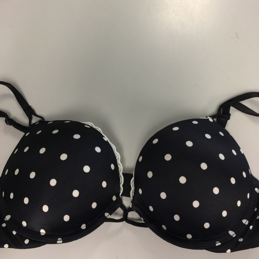 Victoria Secret miraculous plunge bra
